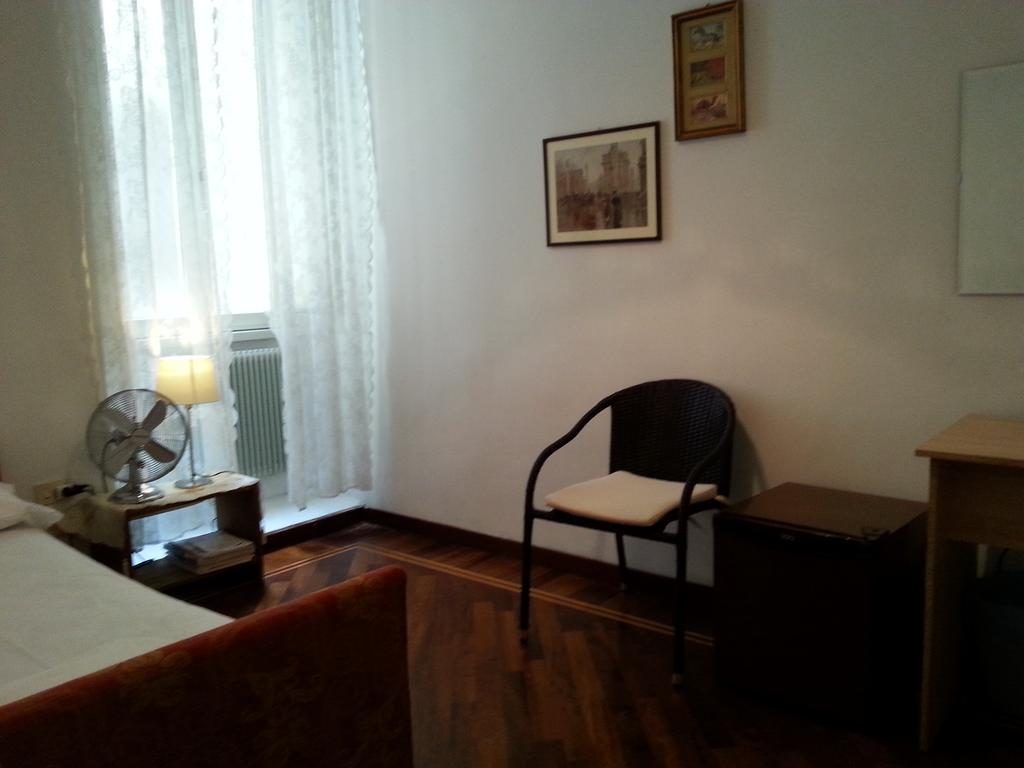 Hard Rock Rooms Roma Habitación foto